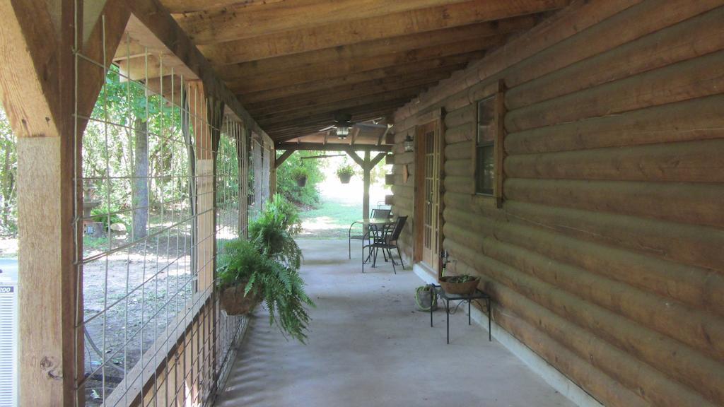 Red Caboose Farm Bed & Breakfast Magnolia Exterior photo